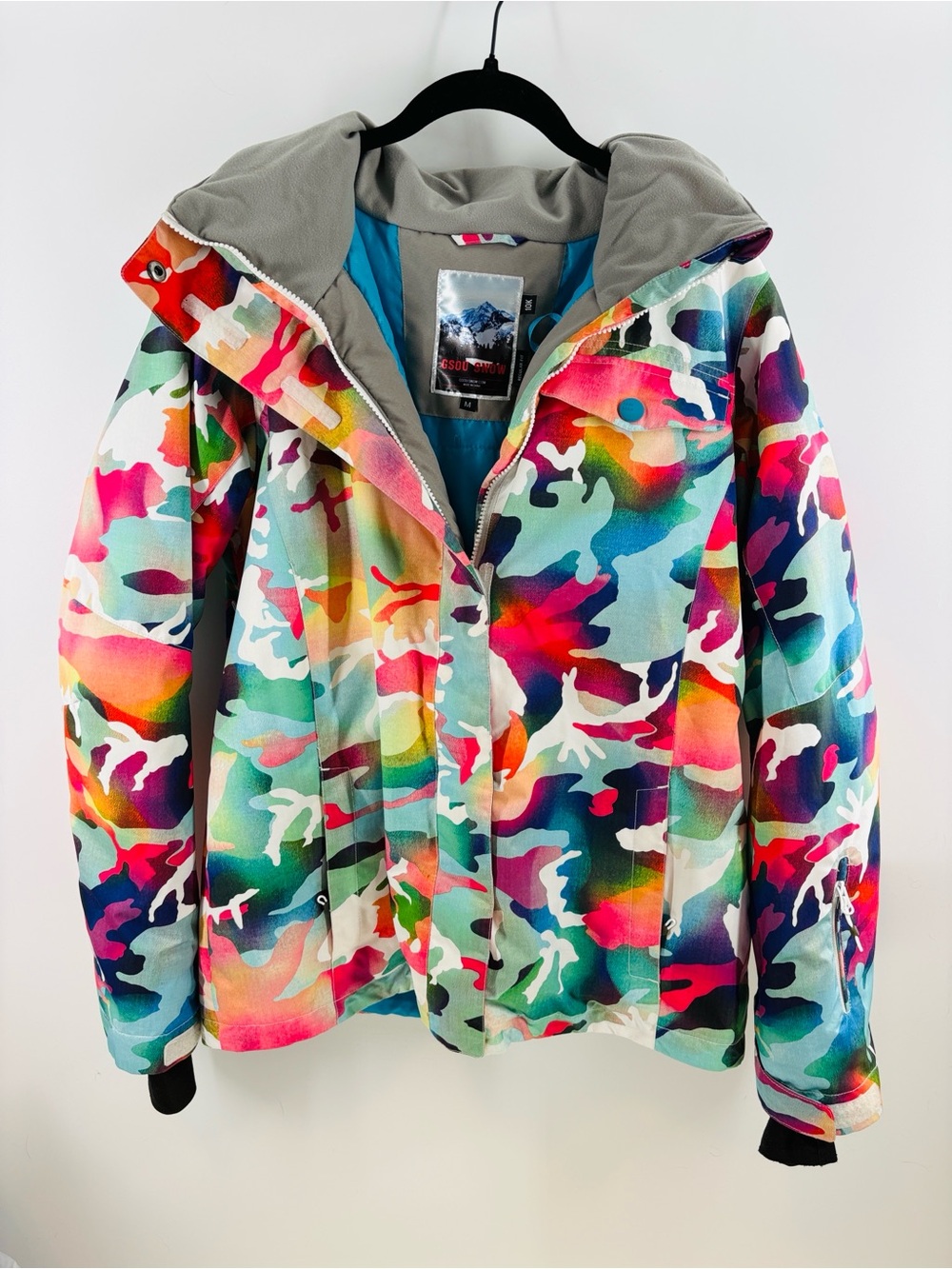 Gsou Snow Women's Vibrant Camo Insulated Ski Jacket With Removable Hoodie